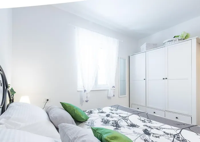 New Studio Apartment Teba